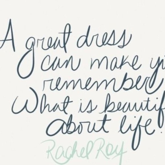 Dresses - Picture 2 of 3